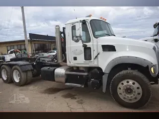 2013 MACK GRANITE GU713