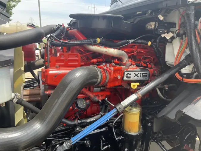 2019 International LT625