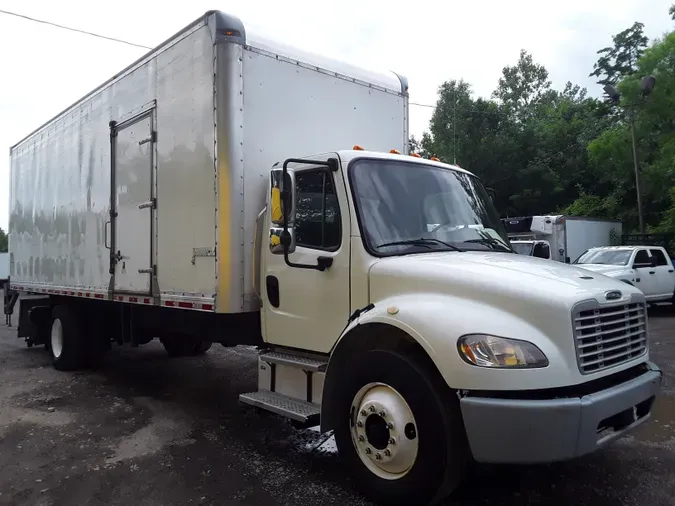 2018 FREIGHTLINER/MERCEDES M2 106