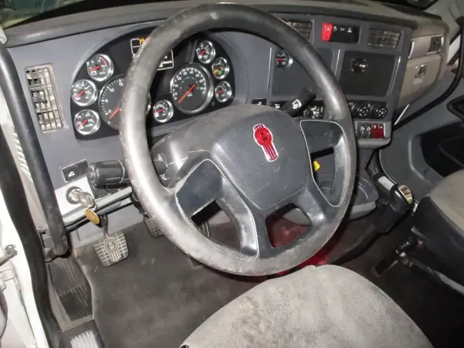 2020 KENWORTH TRUCKS T-680
