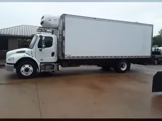 2016 FREIGHTLINER/MERCEDES M2 106