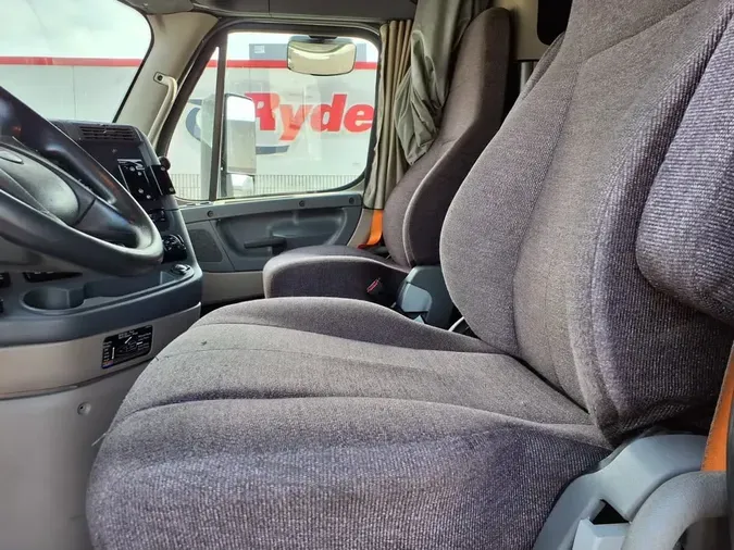 2020 FREIGHTLINER/MERCEDES CASCADIA 125