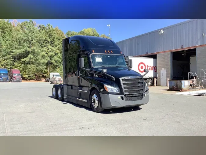 2023 Freightliner Cascadia 1268dbe6f57e4f0e774fc383dfa5c5f9d96