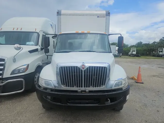 2019 NAVISTAR INTERNATIONAL 4300