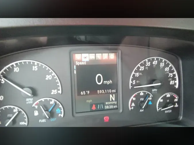 2020 Freightliner Cascadia 126