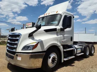 2019 FREIGHTLINER NEW CASCADIA PX12664