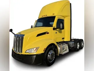 2023 Peterbilt 579