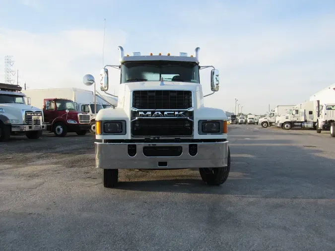 2026 MACK PI64T