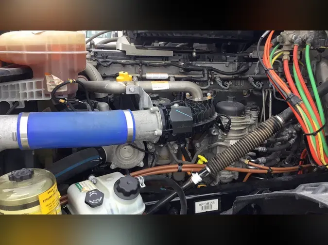 2021 Freightliner Cascadia 126