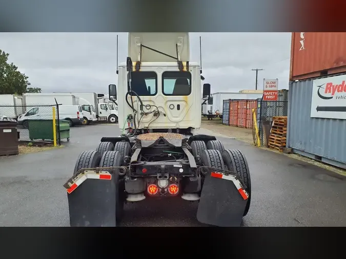 2019 FREIGHTLINER/MERCEDES CASCADIA 125