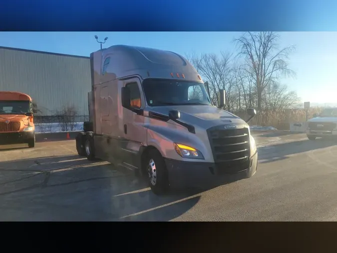 2019 Freightliner Cascadia8dc6ffc7284309514cb81f4278be3e65