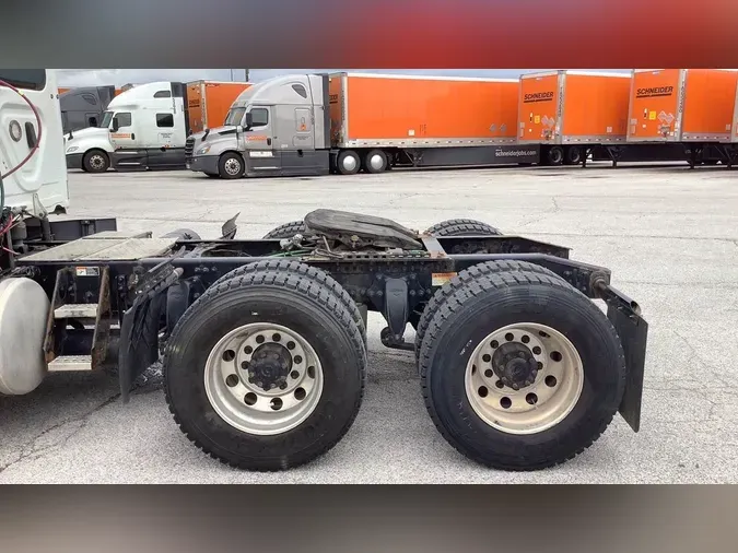 2019 Freightliner Cascadia 1268dc73ba6211dc732249920593d03e2fe