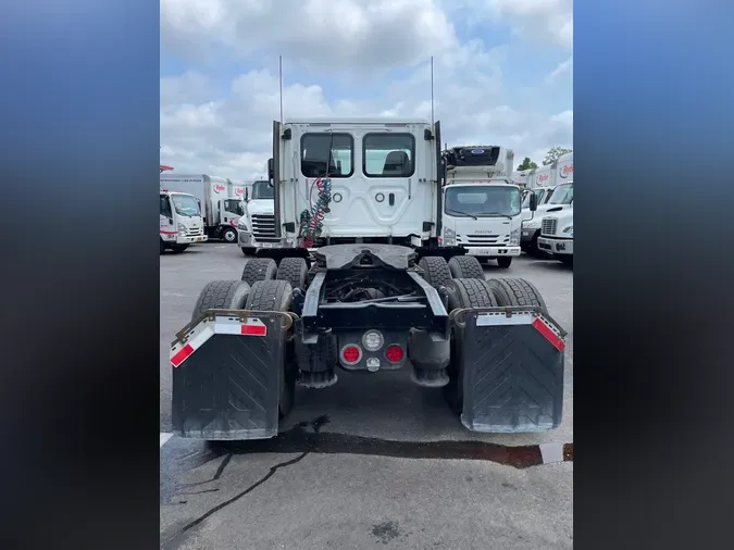 2018 FREIGHTLINER/MERCEDES CASCADIA 125