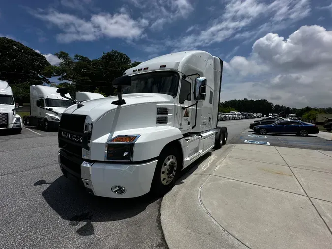 2019 Mack ANTHEM 64T