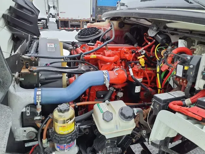 2019 FREIGHTLINER/MERCEDES M2 106