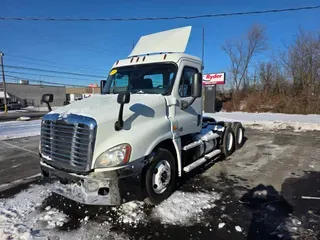 2018 FREIGHTLINER/MERCEDES CASCADIA 125
