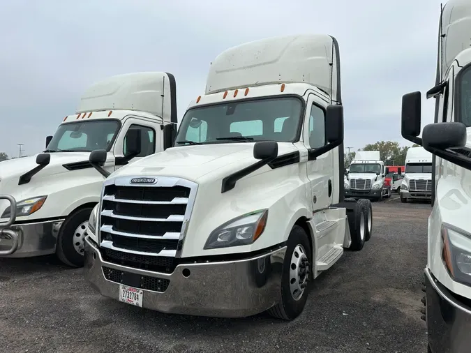 2019 FREIGHTLINER/MERCEDES NEW CASCADIA PX12664