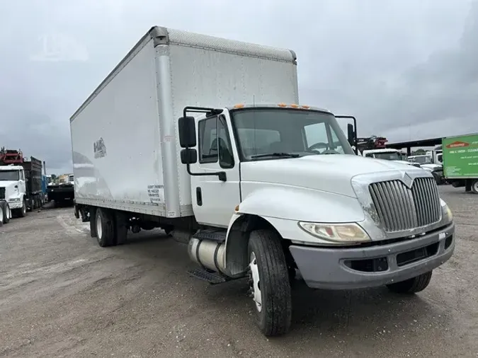 2017 INTERNATIONAL DURASTAR 4300