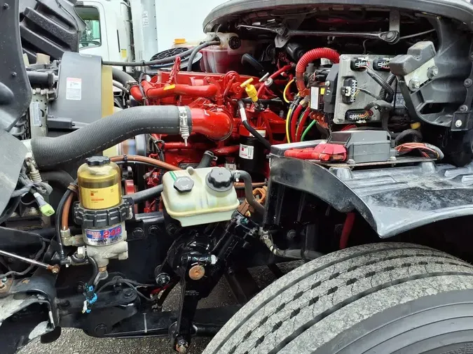 2020 FREIGHTLINER M2 106