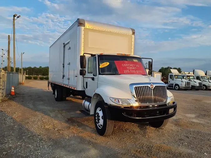 2019 NAVISTAR INTERNATIONAL 4300