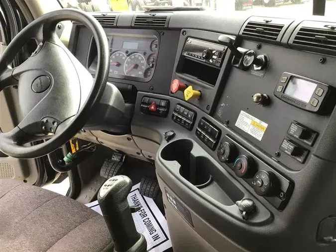 2020 FREIGHTLINER CASCADIA