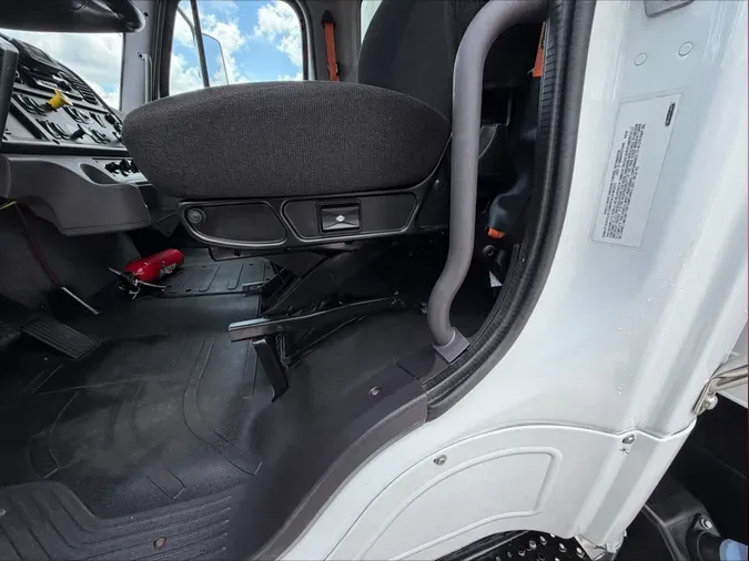 2019 Freightliner M2