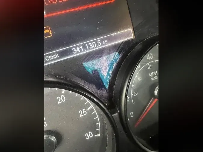 2019 Peterbilt 5798ddc8e5feefcb80d6d422ea4d2c2965b