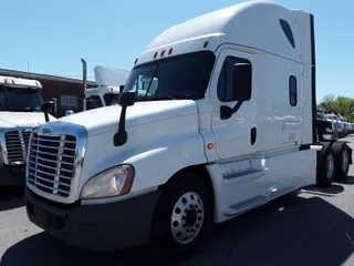 2017 Freightliner CASCADIA 125