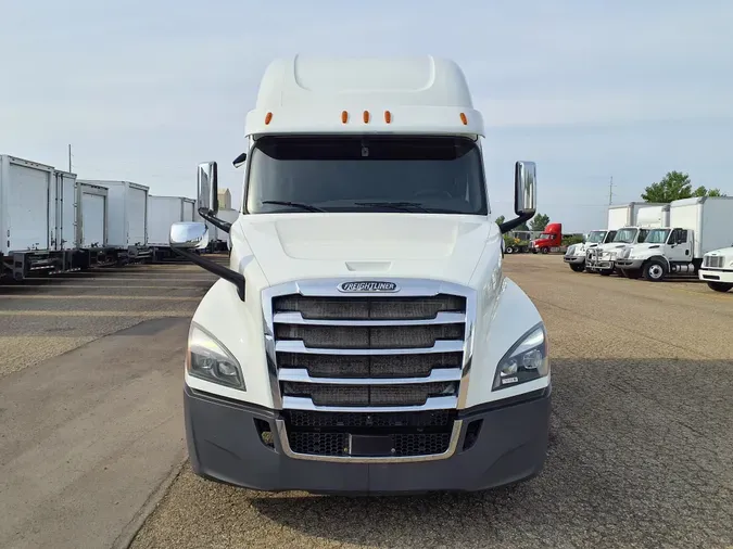 2018 FREIGHTLINER/MERCEDES NEW CASCADIA PX12664