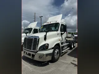 2018 FREIGHTLINER/MERCEDES CASCADIA 125