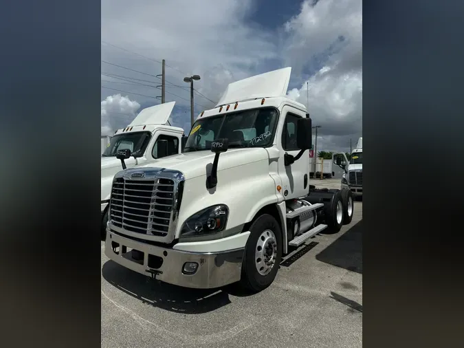 2018 FREIGHTLINER/MERCEDES CASCADIA 1258de30eb7202c74985a4f7b8bd5b035e5