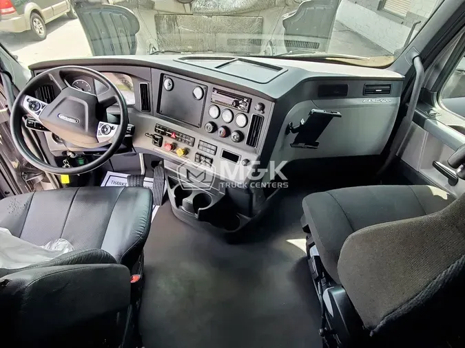 2021 FREIGHTLINER CASCADIA