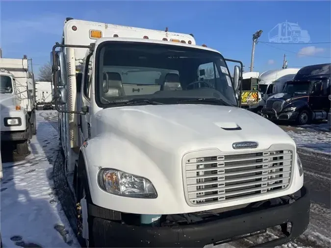 2009 FREIGHTLINER BUSINESS CLASS M2 106