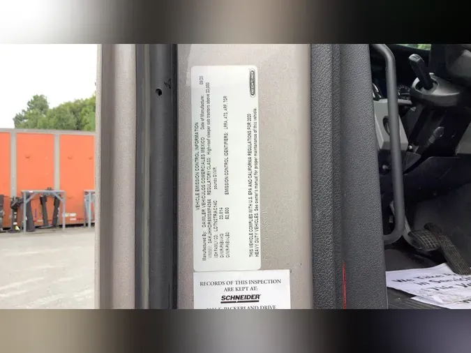 2021 Freightliner Cascadia 126