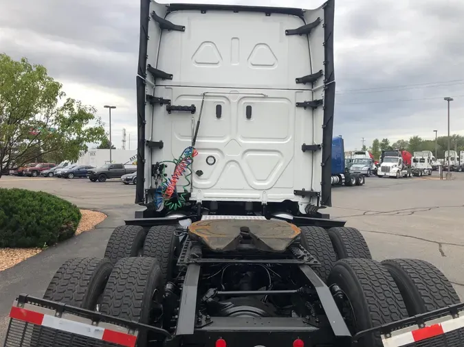 2023 Freightliner New Cascadia