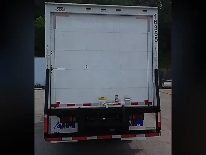 2014 ISUZU NPR