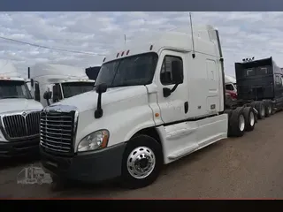 2013 FREIGHTLINER CASCADIA 125