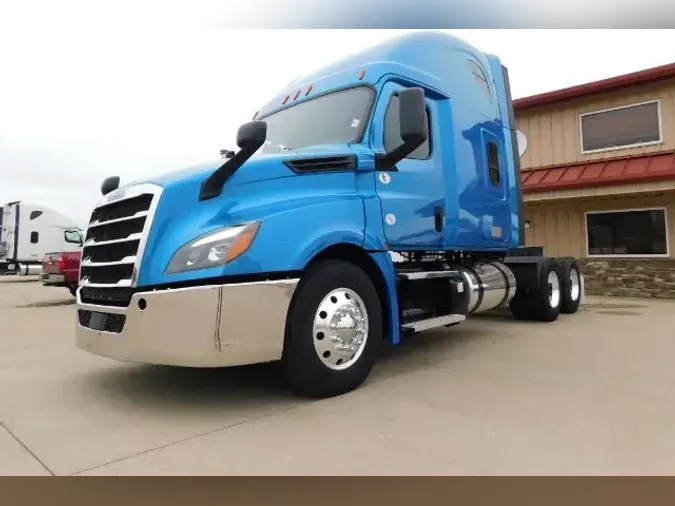 2020 Freightliner Cascadia