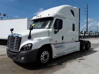 2017 Freightliner CASCADIA 125