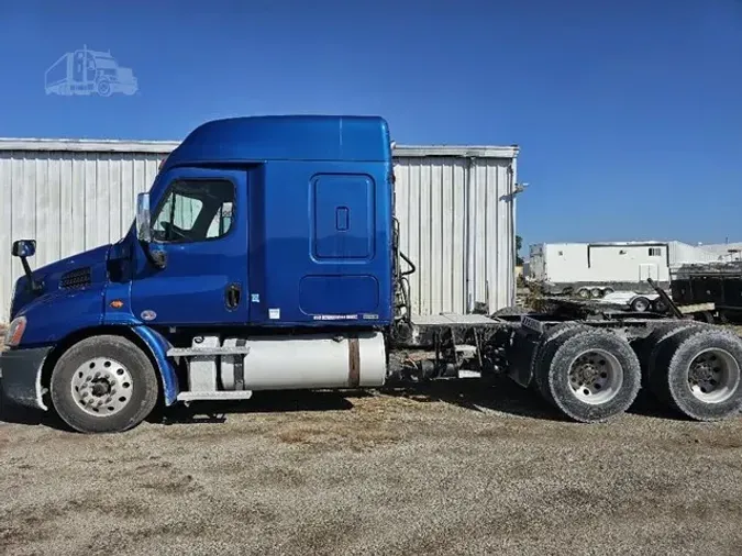 2018 FREIGHTLINER CASCADIA 113