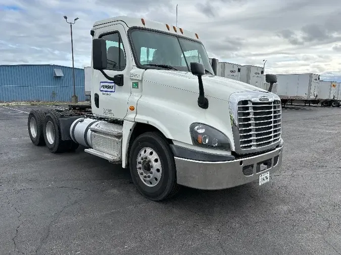 2017 Freightliner X12564ST8defa94fb0c8f436589abf6aea34f9a1