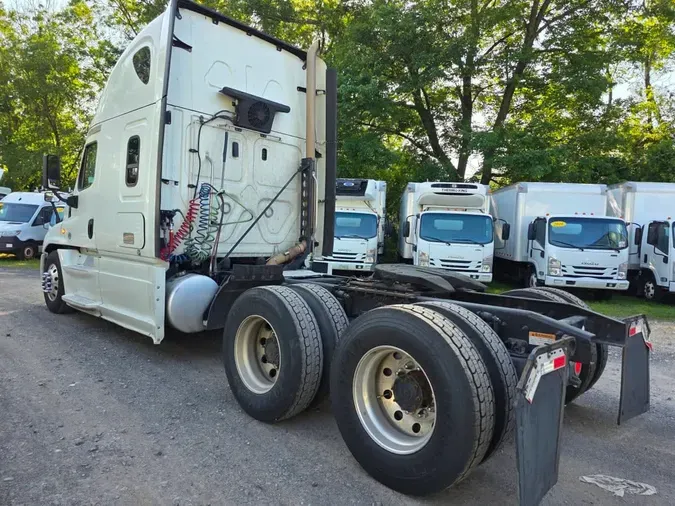 2020 FREIGHTLINER CASCADIA 125