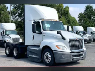 2021 INT LT625 6x4