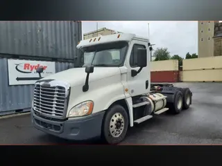 2017 FREIGHTLINER/MERCEDES CASCADIA 125