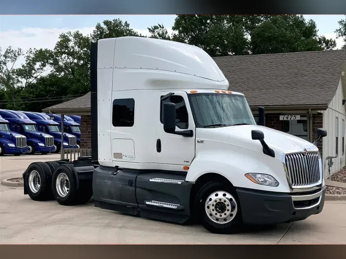 2023 INT LT625 6X48df3704719556a5f5196038aee78af4b