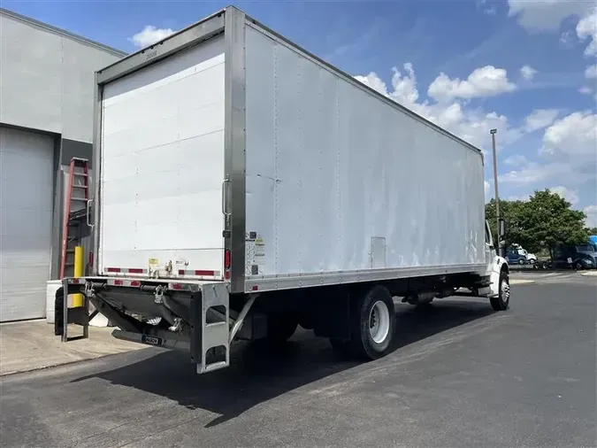 2016 FREIGHTLINER M2-106