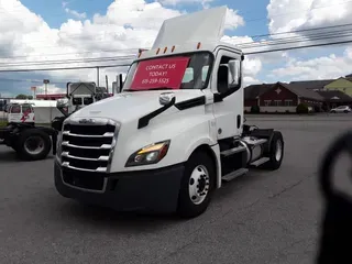 2020 FREIGHTLINER NEW CASCADIA 126