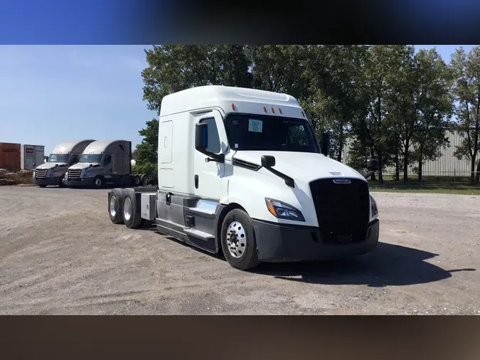 2021 Freightliner Cascadia 1268df73937752b20e0f9c66252dcca9905