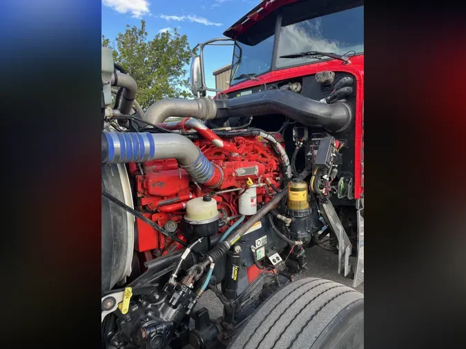 2020 Peterbilt 389