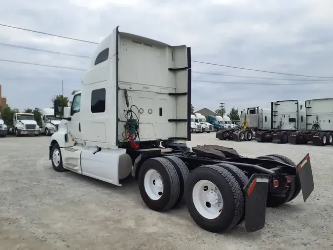 2019 NAVISTAR INTERNATIONAL LT625 SLPR CAB